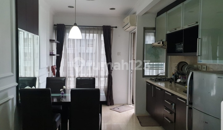 Jual Apartemen Metro Park Residence 2 Kamar Lantai Rendah View Pool, Jakarta Barat 1