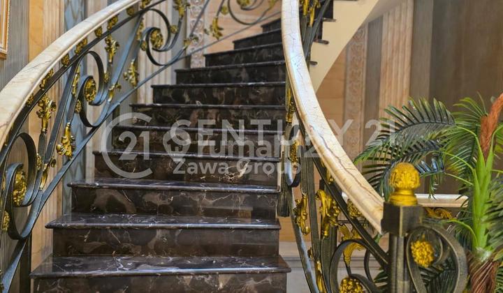 3 Story Classic Luxury Residence House Pluit North Jakarta 2