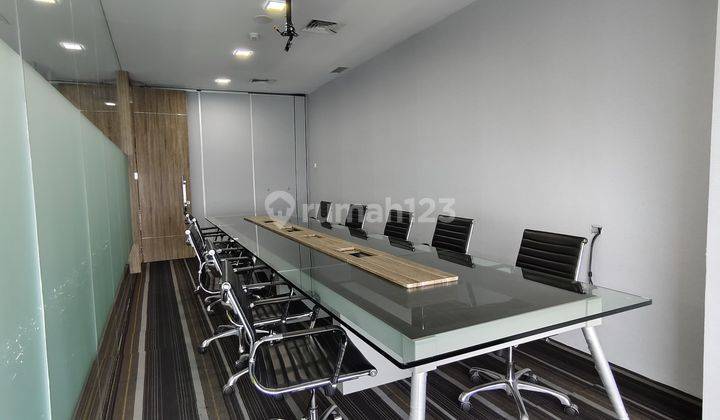 For Rent Office Soho Capital Furnish Ready 320sqm , Jakarta Barat