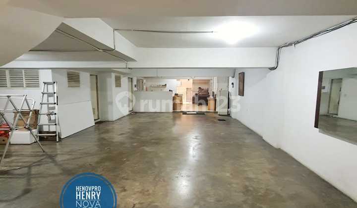 RUMAH Menteng Jkt Pusat Lokasi Elit Dkt.Taman Menteng 2