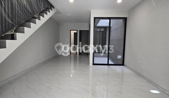 JUAL RUMAH BARU DESIGN INNER GARDEN DI BARUK UTARA 2