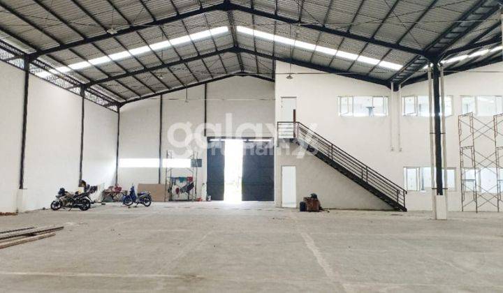 Gudang di Jalur Utama Distribusi Jatim, Ada Izin Industri 6