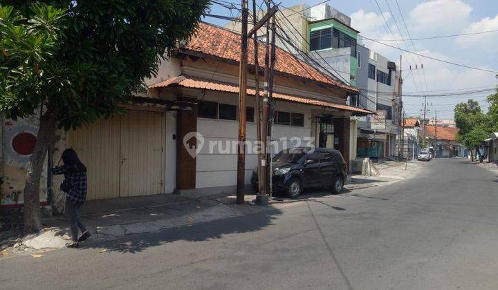 RUMAH LAMA TERAWAT @ KREMBANGAN LOKASI COCOK UNTUK USAHA 2
