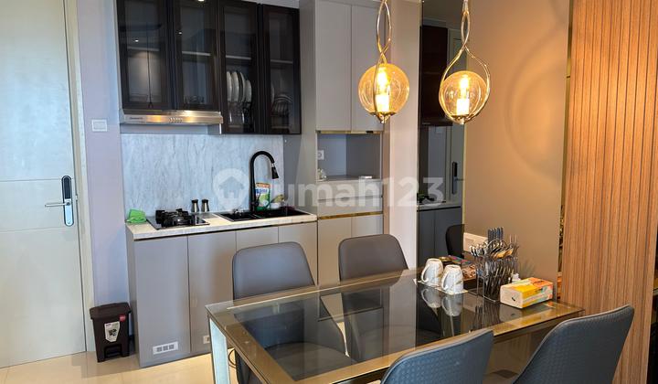 For Sale Amor Apartment, 2 Bedrooms Converted to 1 Bedroom, 29th Floor, Connect Mall Pakuwon City, Mulyorejo 2