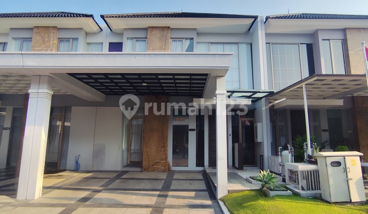 Rumah Mewah Furnish Zimbali