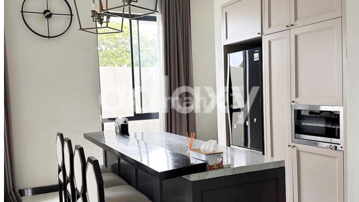 FOR SALE LUXURIOUS FURNISHED HOUSE READY TO OCCUPY KENJERAN INDAH 2