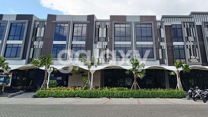 Jual Ruko Baru Modern 3 Lantai dengan Rooftop Pakuwon City Jual Ruko Baru Modern 3 Lantai dengan Rooftop Pakuwon City
