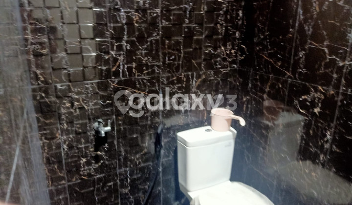 For Sale/Lease Commercial Building Raya Babatan Pantai Main Road Near BCA 2