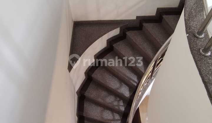 For Sale Beautiful Luxury House Hook Very Cheap Ma'am - Good Neat Ready to Live In (Ren) 2