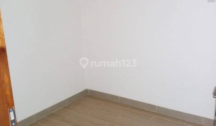 Disewakan Rumah Taman Palem Lestari - Bagus Baru Renovasi Siap Huni - Minimal Sewa 2 thn (E)   8