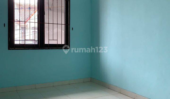Disewakan Rumah Taman Palem Lestari - Bagus Rapi & Siap Huni (Min sewa 2 thn) - R 6