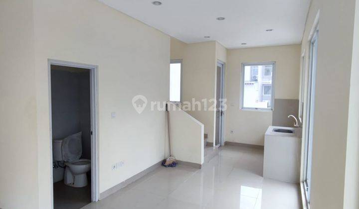 Disewa Rumah Baru Palm Blossom Taman Surya - Posisi HOEK , Bagus, Rapi & Siap Huni (E) 5