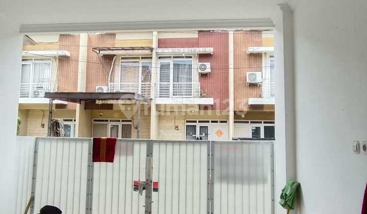 Dijual Rumah Siap Huni Tidak Banjir di Park Residence (At)