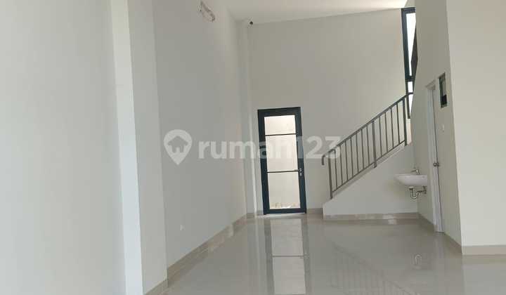 Disewakan Ruko Danau Citra 8. (Ada 2 Unit) Disewakan Ruko Danau Citra 8. (Ada 2 Unit)