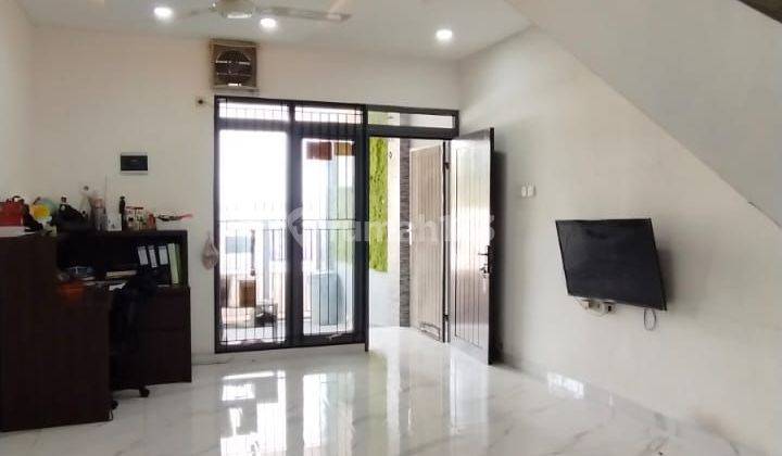 Dijual Rumah Bagus Full Renov Full Furnished Di Park Residence (at) 1