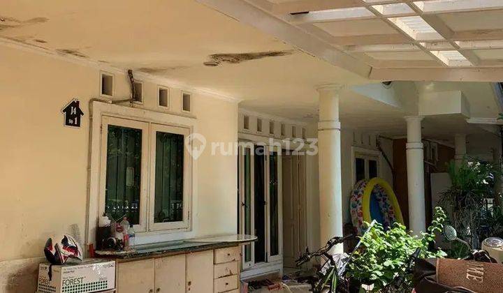 Dijual Rumah Siap Huni Hook Rumah Bintaro Sektor 1 , Jalan Muria Jakarta Selatan 2