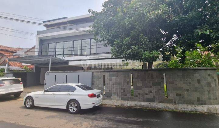 Siap Huni Rumah Mewah Hook Jl. Kedoya Azalea Jakarta Barat 1