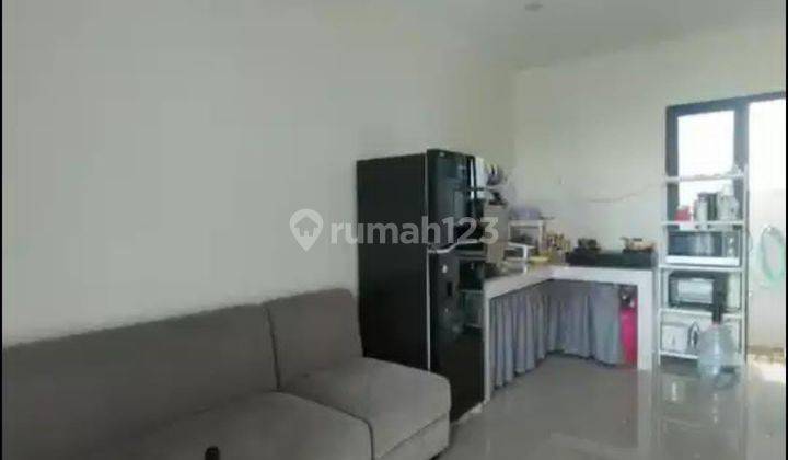 Murah Rumah Hook Semi Furnished Lahan Parkir Luas Cluster Baroni 2