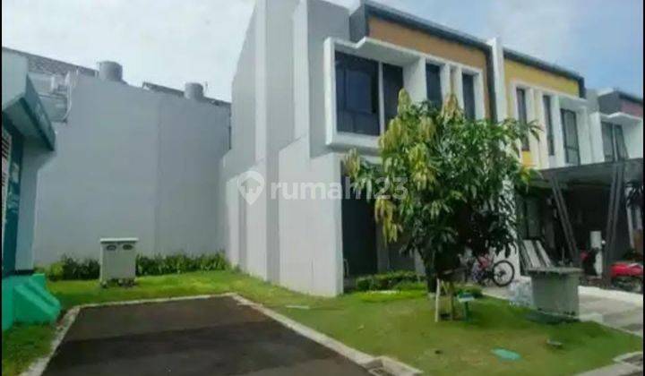 Murah Rumah Hook Semi Furnished Lahan Parkir Luas Cluster Baroni 1