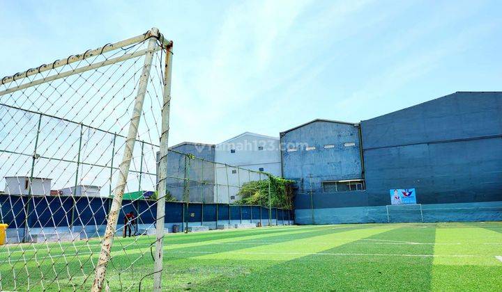 Di jual lapangan futsal masih berjalan  1