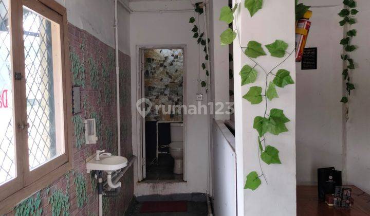 Rumah disewakan  3