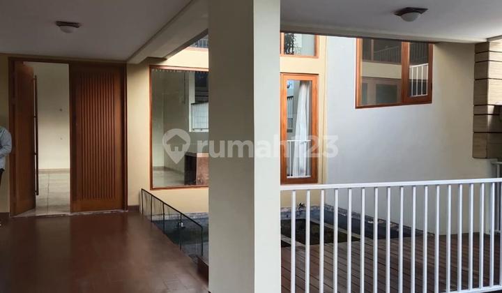 Dijual rumah puspita loka BSD 2