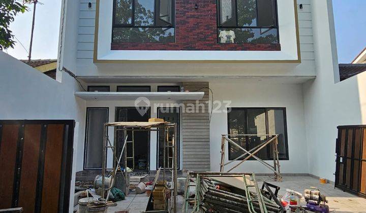 Dijual rumah bagus di griya loka BSD 1