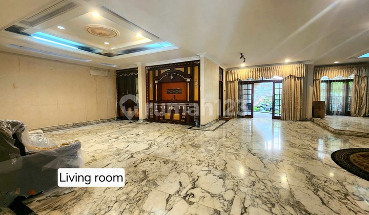 RUMAH SUPER STRATEGIS DI LINGKUNGAN EXCLUSIVE DI KUNINGAN