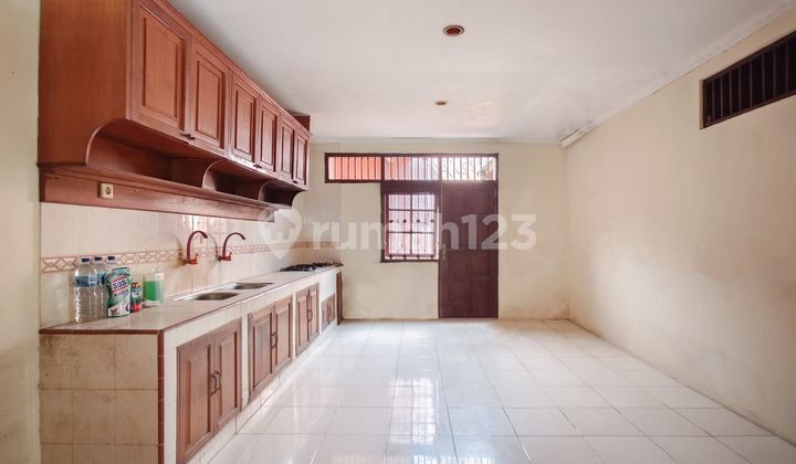 Rumah dijual di Perum reni jaya pondok petir SHM Sudah Renovasi 2