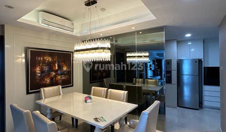 CASAGRANDE  RESIDENCE 3 BR + 1MR WITH PRIVAT LIFT 2