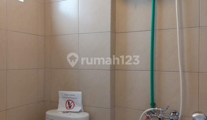 Dijual Apartement The Oak Tower 2 BR Furnished Baru