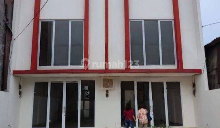 Disewakan Ruko Gandeng Di Raden Saleh Parkiran Luas 1