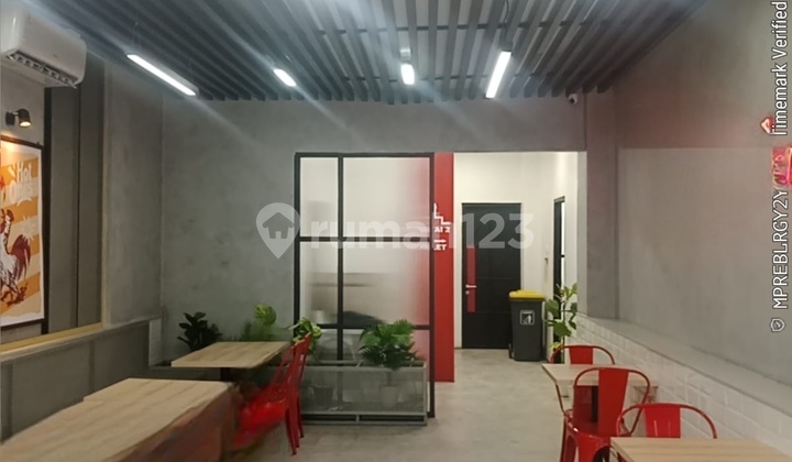 For Rent: Renovated Ready-to-Use Shophouse in Busy Pesanggrahan Location. For Rent: Renovated Ready-to-Use Shophouse in Busy Pesanggrahan Location.