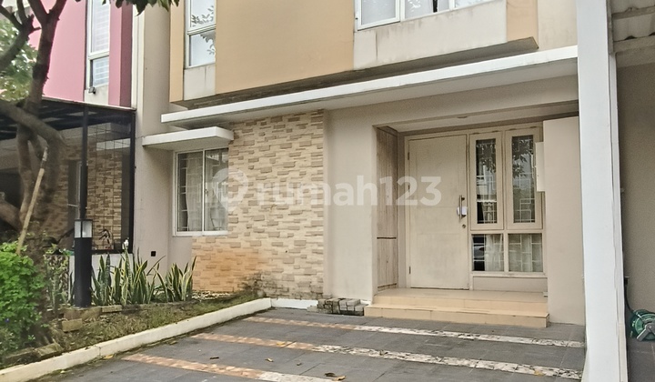 House for Sale in Thomson Gading Serpong Near Boulevard