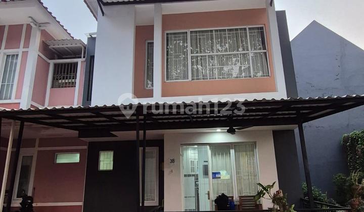 Neat Corner House Ready to Move In Semi Furnished with Garden in Gading Serpong Neat Corner House Ready to Move In Semi Furnished with Garden in Gading Serpong
