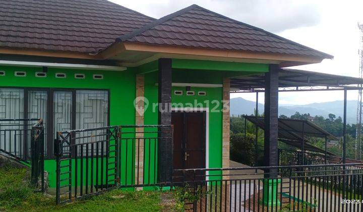 Di jual villa siap huni. View the best  9