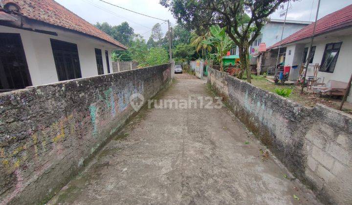 Di jual sebidang tanah. Lokasi sangat strategis view lepas  1