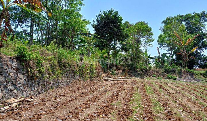 Di jual tanah lokasi sangat strategis view lepas. 2