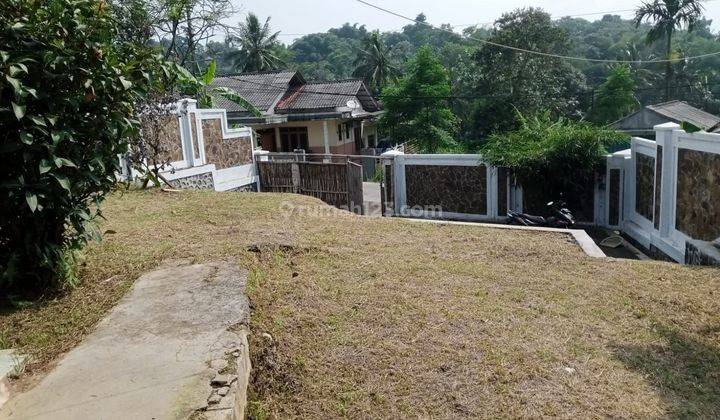 Di jual rumah siap huni. Lokasi sangat strategis  1