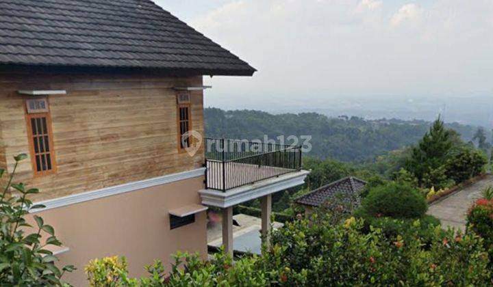 DI JUAL VILLA. SIAP HUNI. LOKASI SANGAT STRATEGIS VIEW LEPAS  2