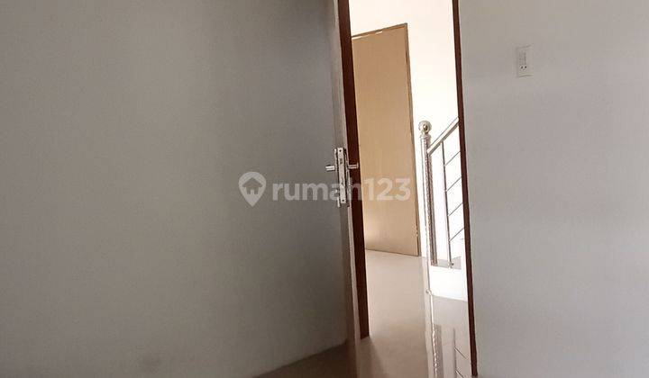 Disewakan Rumah Baru  10