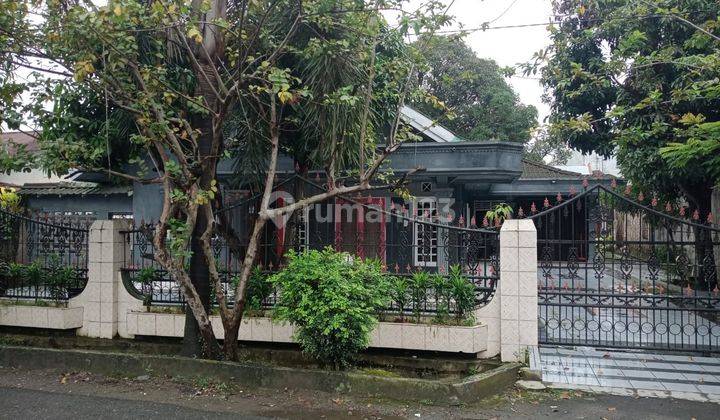 Dijual cepat rumah di pinggir jalan 2