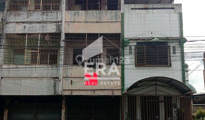 Dijual cepat 1 unit ruko, harga murah  lokasi strategis pinggir utama, cocok untuk usaha, kantor atau investasi 1