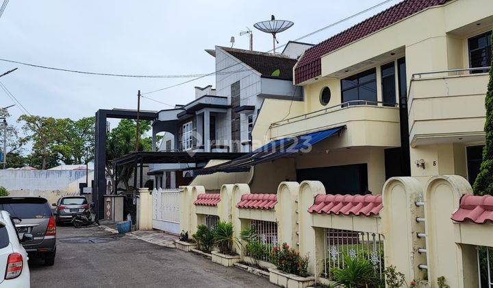 Rumah di Komp Taman Polonia Indah I 2 Lantai 2