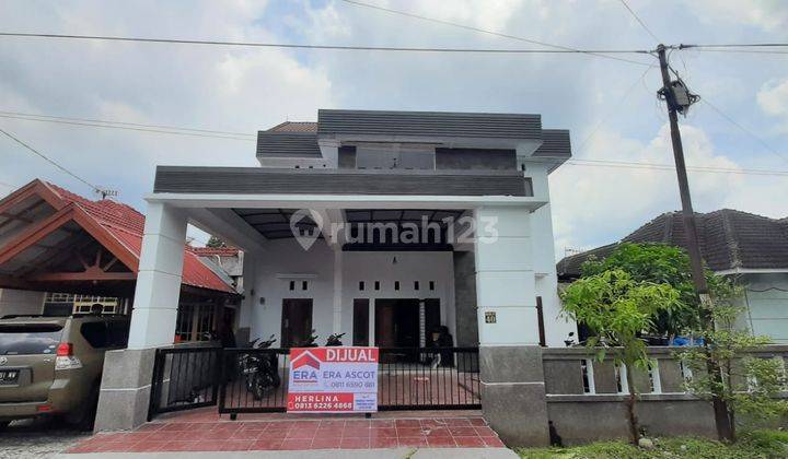 Dijual rumah 2 lantai. Siap Huni. Rapi, Nyaman dan Aman.   1