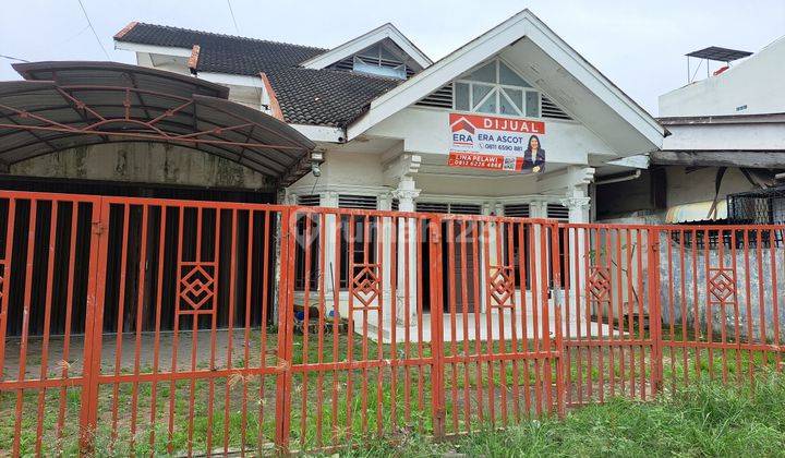 Rumah 2 Lantai (Unfurnished), cocok untuk tempat tinggal, usaha, dan kantor 1