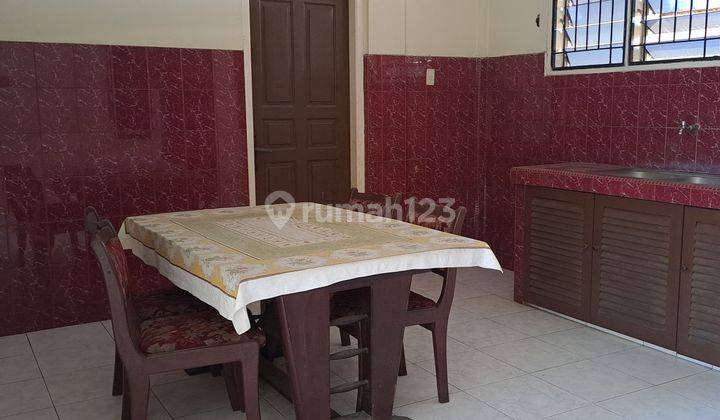 Rumah 2 Lantai (Unfurnished), cocok untuk tempat tinggal, usaha, dan kantor 2