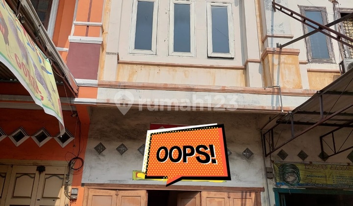 RUKO 3 LANTAI PINGGIR JALAN BESAR YOS SUDARSO DEKAT BCA