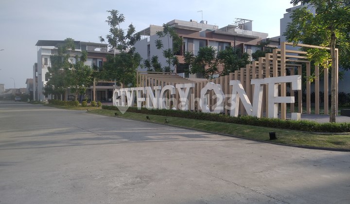 Ruma Kawasan Elit Givency One 2