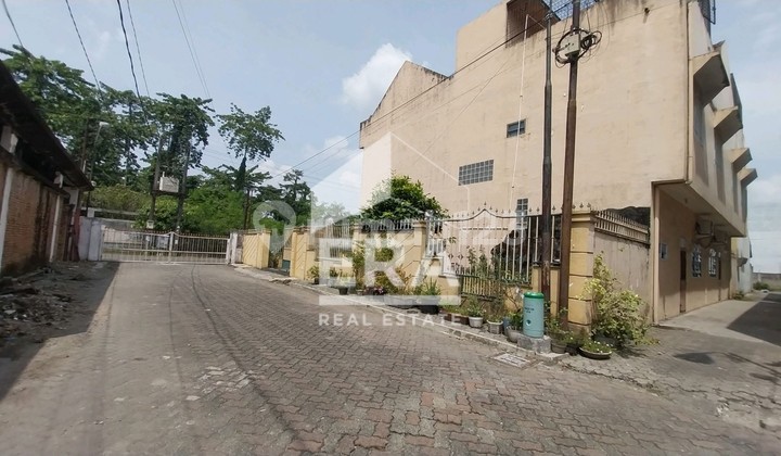 DIJUAL RUMAH MEWAH PIAZA RESIDENCE MEDAN HELVETIA